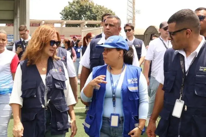 Defensoría del Pueblo supervisa campamentos y puntos de ayuda