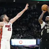 Bucks de Milwaukee sellan triunfo ante Heat