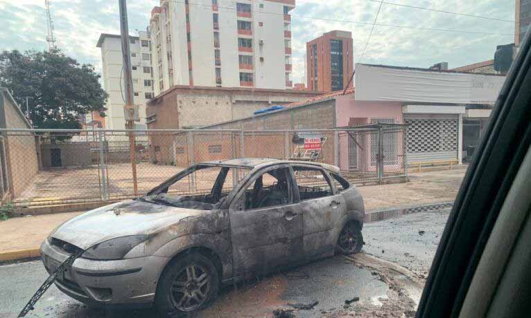 Reportan incendio de quinto vehículo en menos de una semana en Zulia