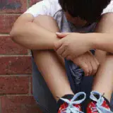 Privan de libertad a joven por presunto abuso sexual de dos niños vecinos