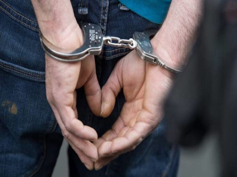 Presos dos policías por agredir a una enfermera en El Socorro