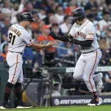 Wilmer Flores sentenció a Milwaukee con jonrón