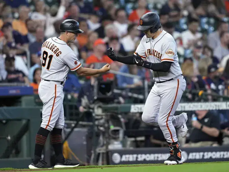 Wilmer Flores sentenció a Milwaukee con jonrón