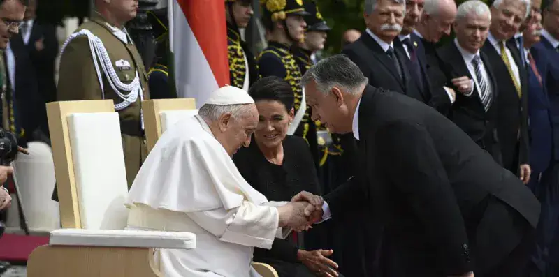 El Papa desde Hungría: ¿Dónde están los esfuerzos para la paz en Ucrania?
