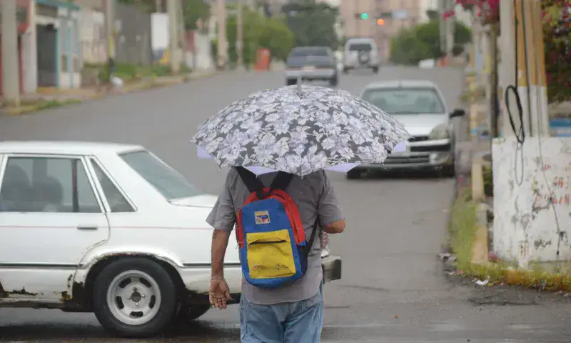 Prevén lluvias con actividad eléctrica después del mediodía en Zulia