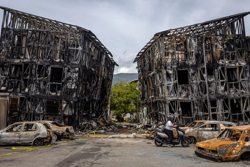 Siguen las labores de rescate tras los sismos en Venezuela y no actualizan a los desaparecidos