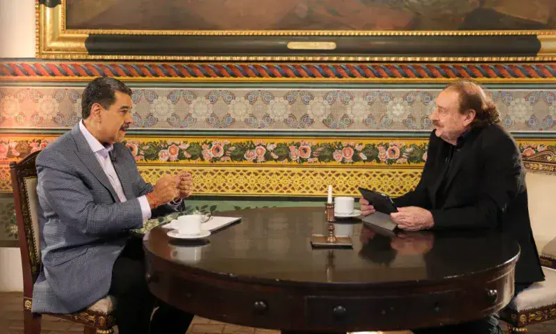 Maduro ve "prematuro" hablar sobre su "eventual candidatura" presidencial