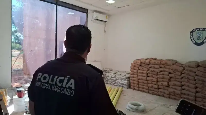 Remozan comando policial en el Parque Vereda del Lago