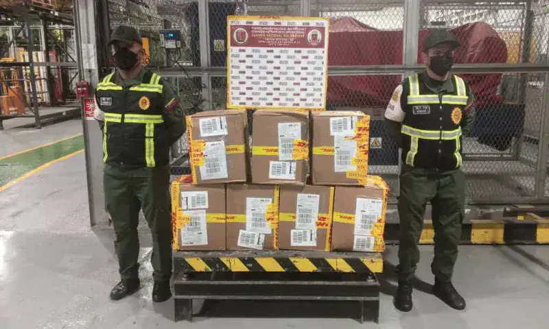 Incautan 90 kilos de cocaína en Caracas con destino a Australia