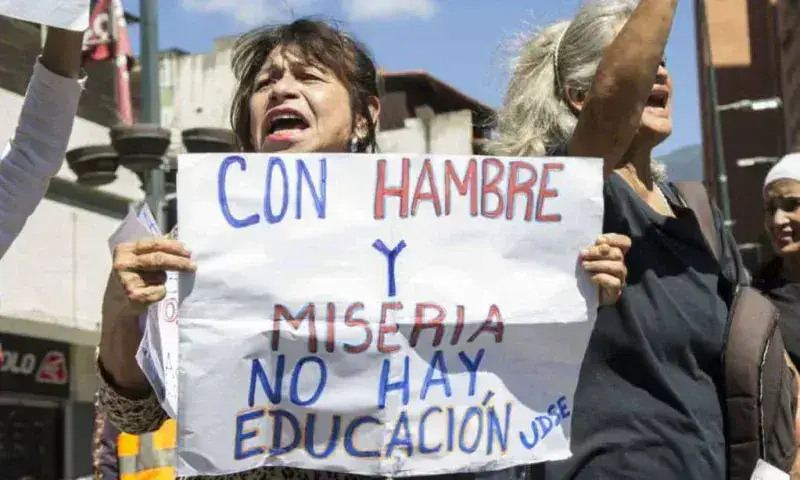 Un docente necesita 24,2 salarios al mes para alimentar a la familia
