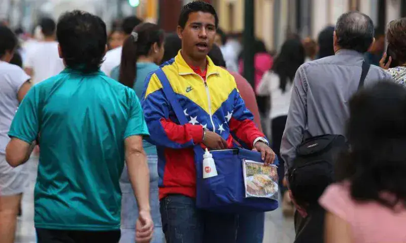 Oposición rechaza que se culpe a migrantes de criminalidad en Perú