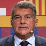 Laporta supera una arritmia y no viaja con el Barcelona