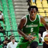 Guaiqueríes ganó primer duelo a Panteras