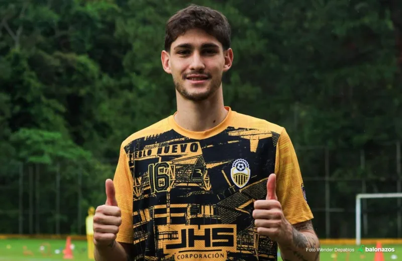 Valentín Adamo se sumó al Deportivo Táchira y elogió al club aurinegro