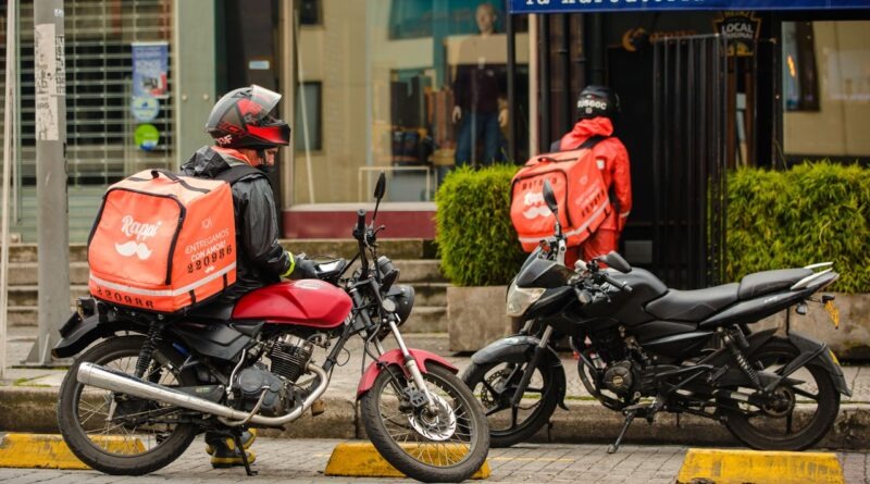 Asesinaron a delivery venezolano en Colombia para quedarse con el pedido