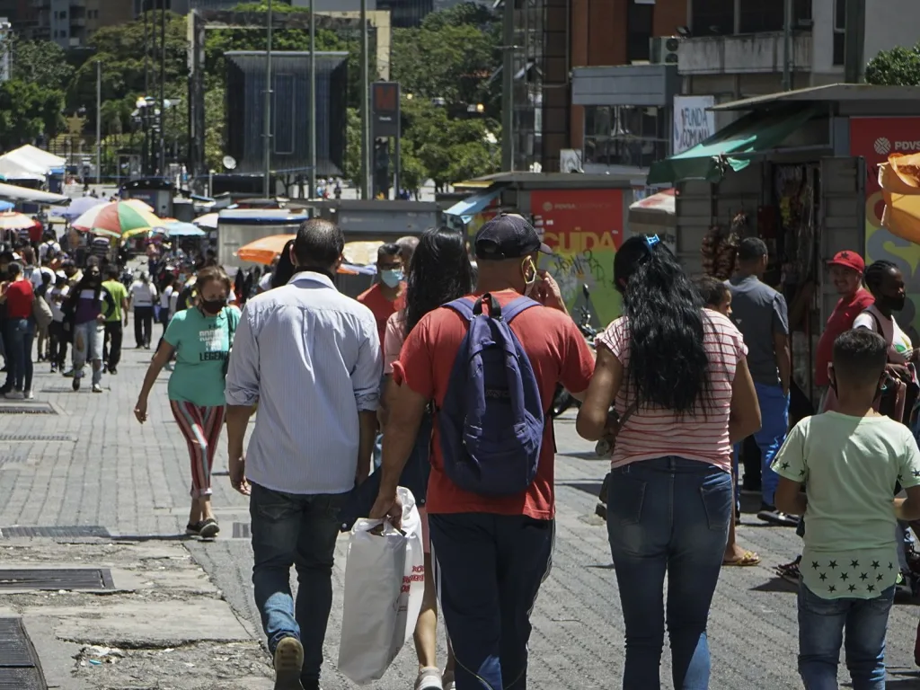 Empleadores no pueden recortar salarios tras terremotos según la LOTTT