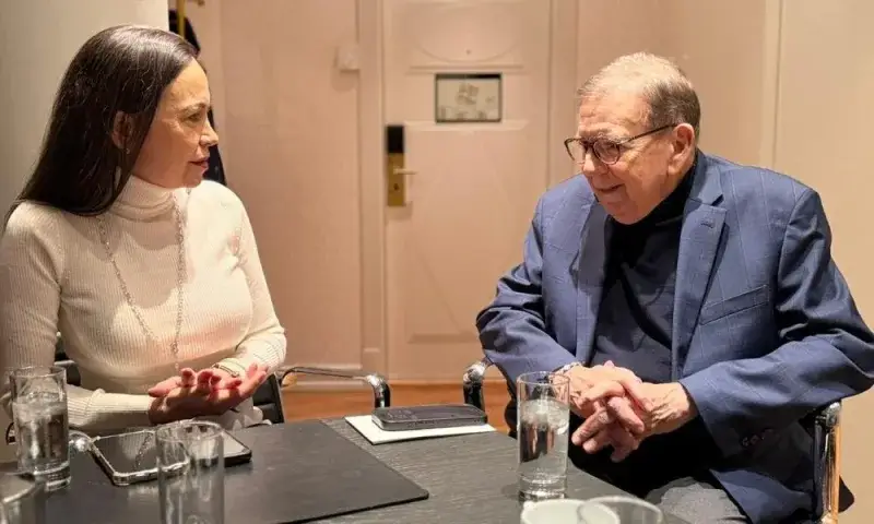 Machado y González analizan plan de la Asamblea de 2015