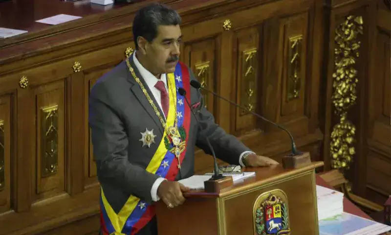 Cuestionan que Nicolás Maduro no aumentó el salario mínimo