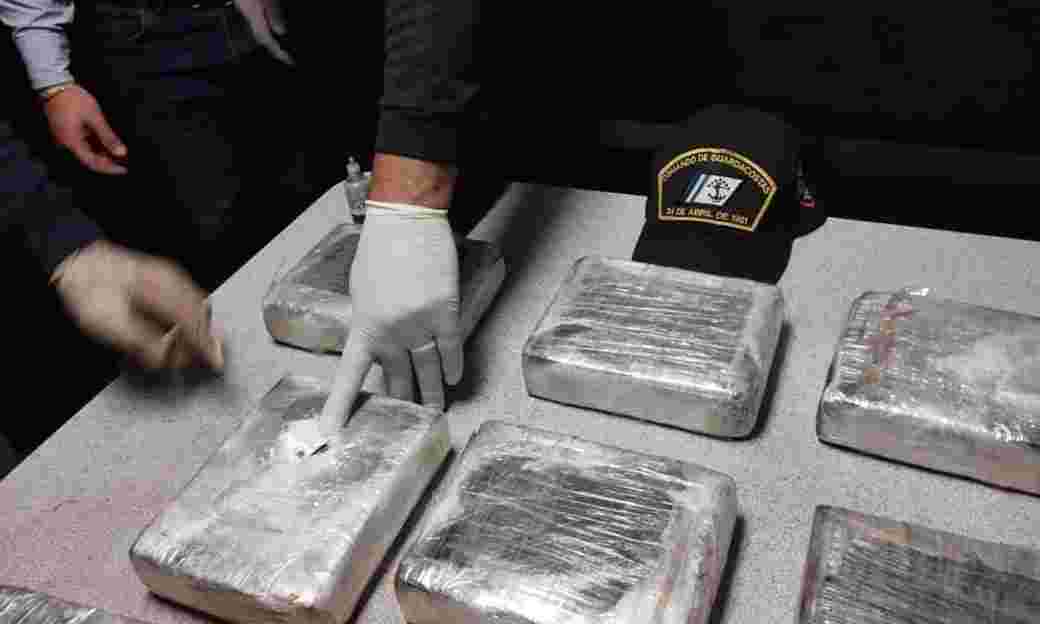 Confiscan 14,86 kilos de cocaína en el archipiélago Los Hermanos
