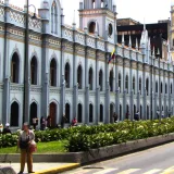 Conmemoran 140 aniversario de Academia de la Lengua Española