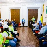 90 profesionales del Zulia llegan a La Guaira para evaluar