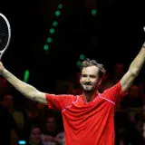 Medvedev brilla en Montecarlo