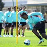 El mal estado de la cancha y Cuadrado en duda preocupa a Colombia