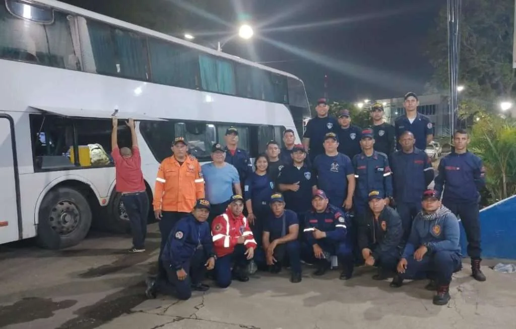 Estados envían rescatistas a Caracas y La Guaira tras sismos del miércoles