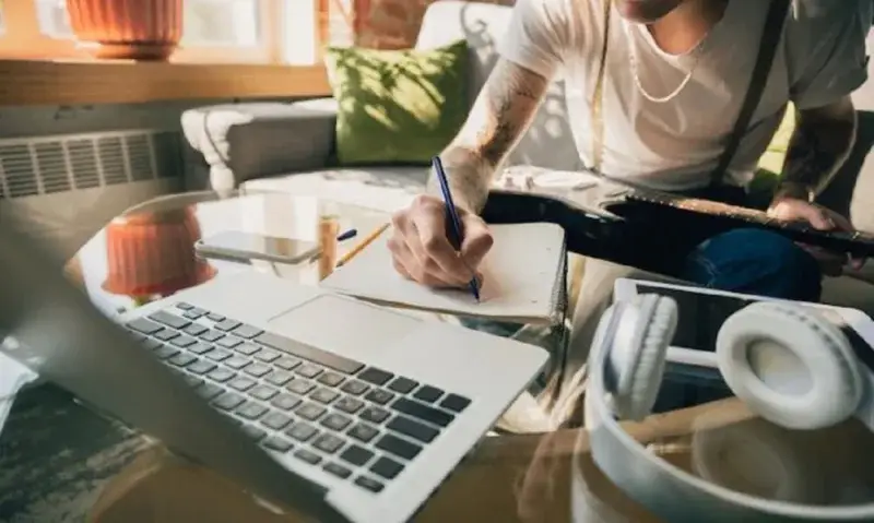 La formación flexible gana terreno para mejorar el perfil laboral