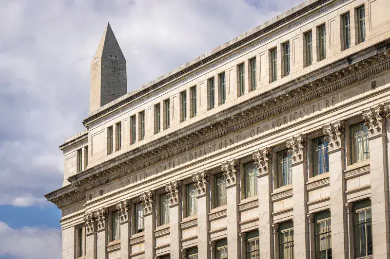 Washington y Teherán perfilan un acuerdo que reabriría Ormuz y liberaría fondos