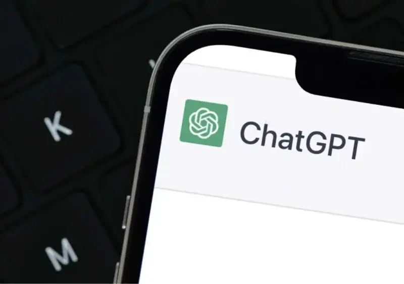 Falla en servidores de OpenAI provoca caída mundial de ChatGPT