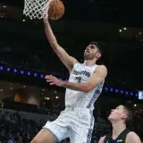 Aldama cambia de equipo y aterriza en los Mavericks tras salir de Memphis