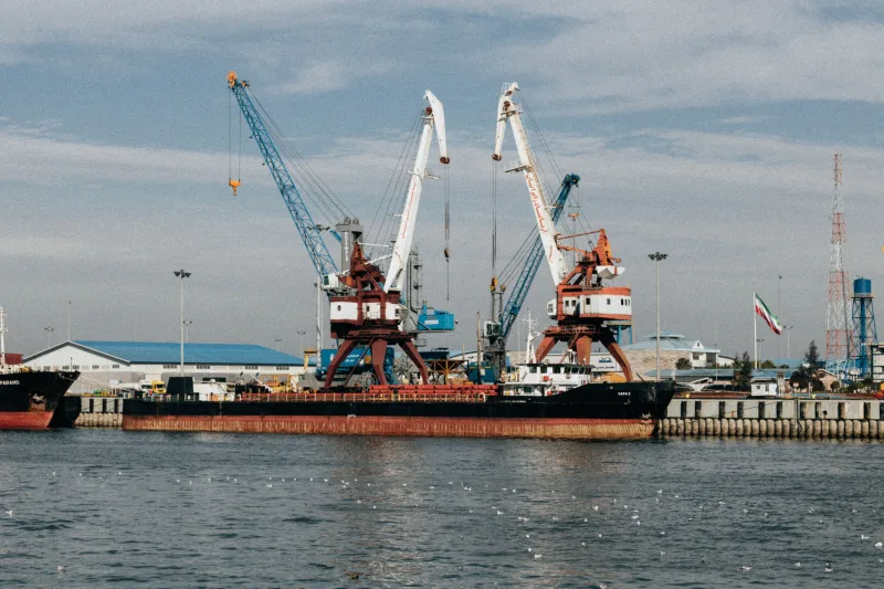 La industria marítima espera con cautela el acuerdo entre EE UU e Irán en Ormuz