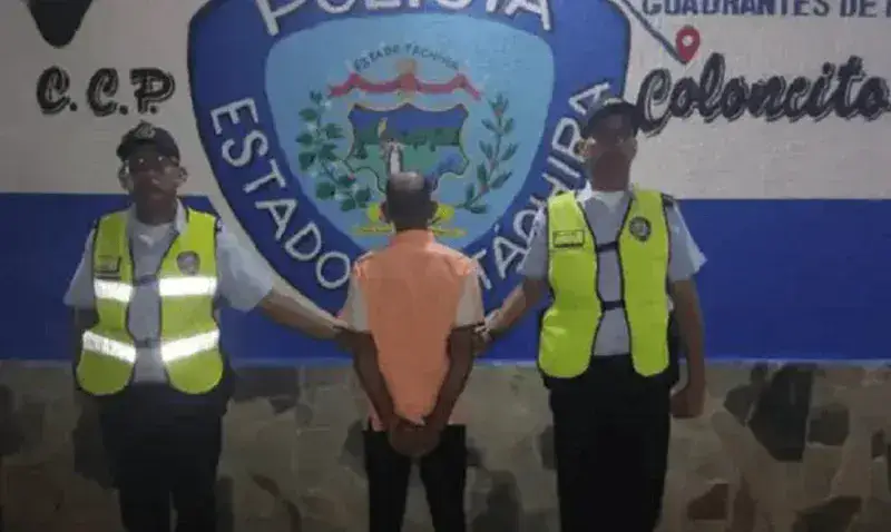 Condenan a 15 años de prisión a abuelo por embarazar a nieta