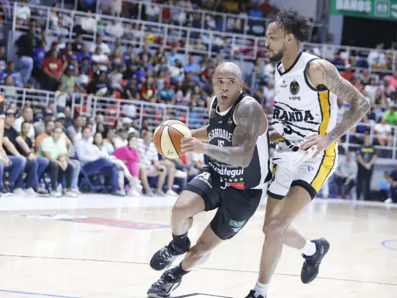 Gregory Vargas brilló en el triunfo de Gladiadores