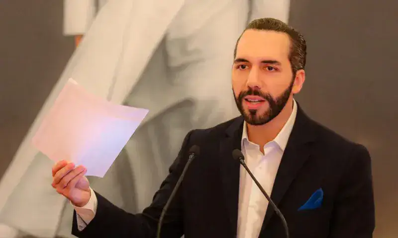 Bukele critica el juicio de EE.UU. contra Donald Trump