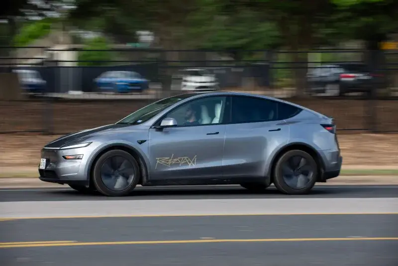 Tesla retrasa la producción de Cybercab, Semi y Megapack 3 hasta 2027