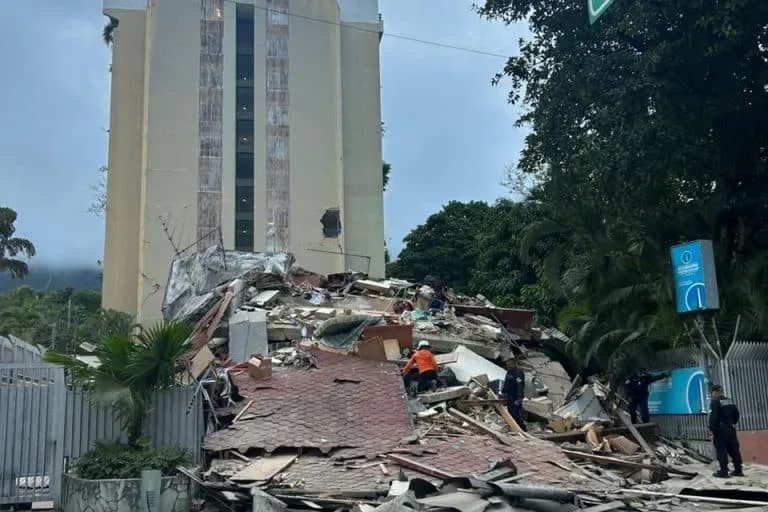 Terremoto de magnitud 7,5 sacude Venezuela y deja daños materiales