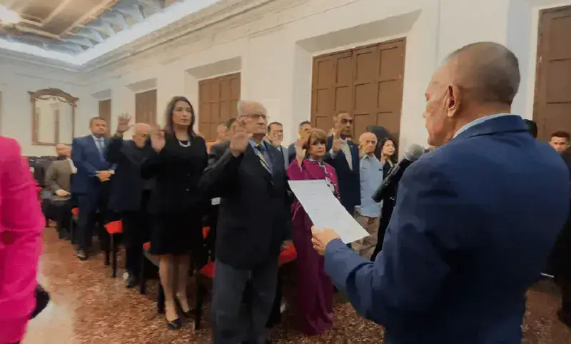 Juramentan Comisión Estadal del Bicentenario de Batalla Naval del Lago