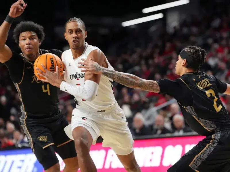 Baba Miller se une a los Clippers por cuatro años