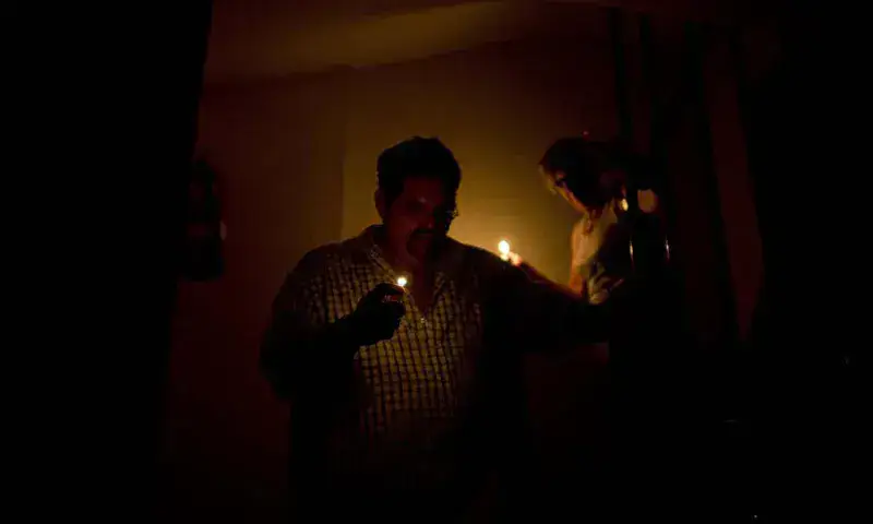 Maracaibo y otras ciudades amanecieron sin luz este sábado