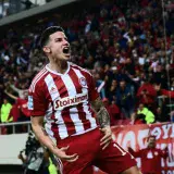 James Rodríguez se despide del Olympiacos