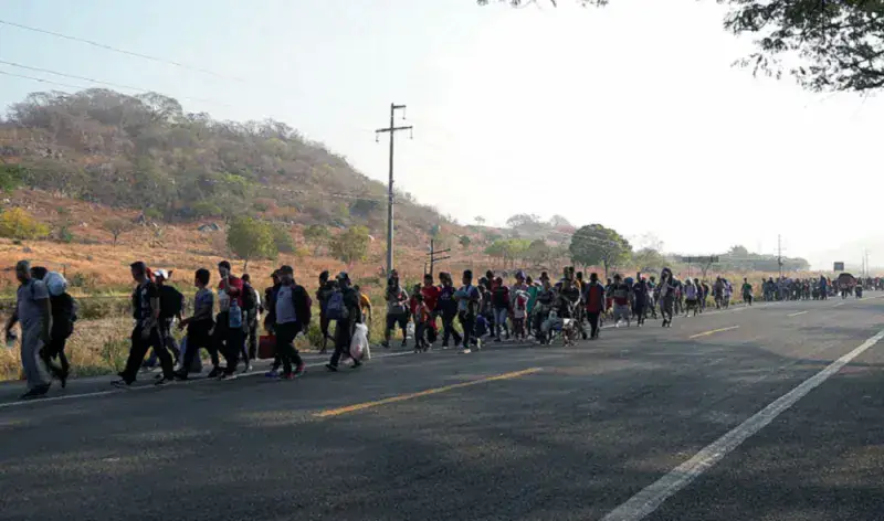 Venezolana en caravana migrante: “Es mejor intentar entrar a morir sin intentarlo”