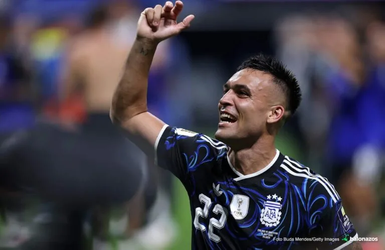 Argentina remonta a Inglaterra y avanza a la final mundialista