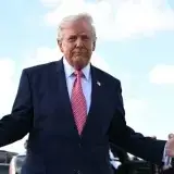 Trump niega haber pedido a Machado que regrese a Venezuela
