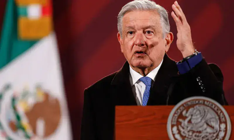 Presidente de México critica medidas antiinmigrantes de Texas y Florida