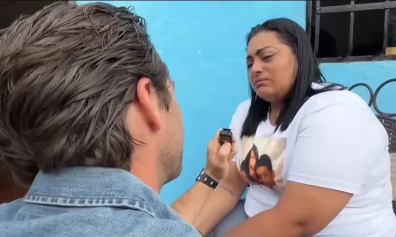 Madre venezolana volvió desde Chile tras perder a sus tres hijos y a su madre en La Guaira