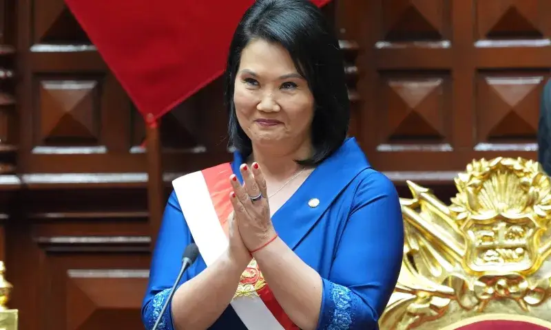 Keiko Fujimori asume la presidencia de Perú con enfoque democrático