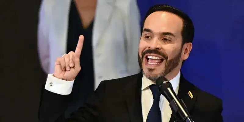 Abelardo De la Espriña aclara posición sobre reconstrucción