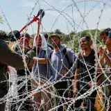 Tribunal de EE. UU. avala retirar alambre de púas de Texas en la frontera
